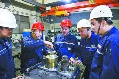 骄傲！实至名归的“河北大工匠”！他是裕华钢铁的哪位厂长？